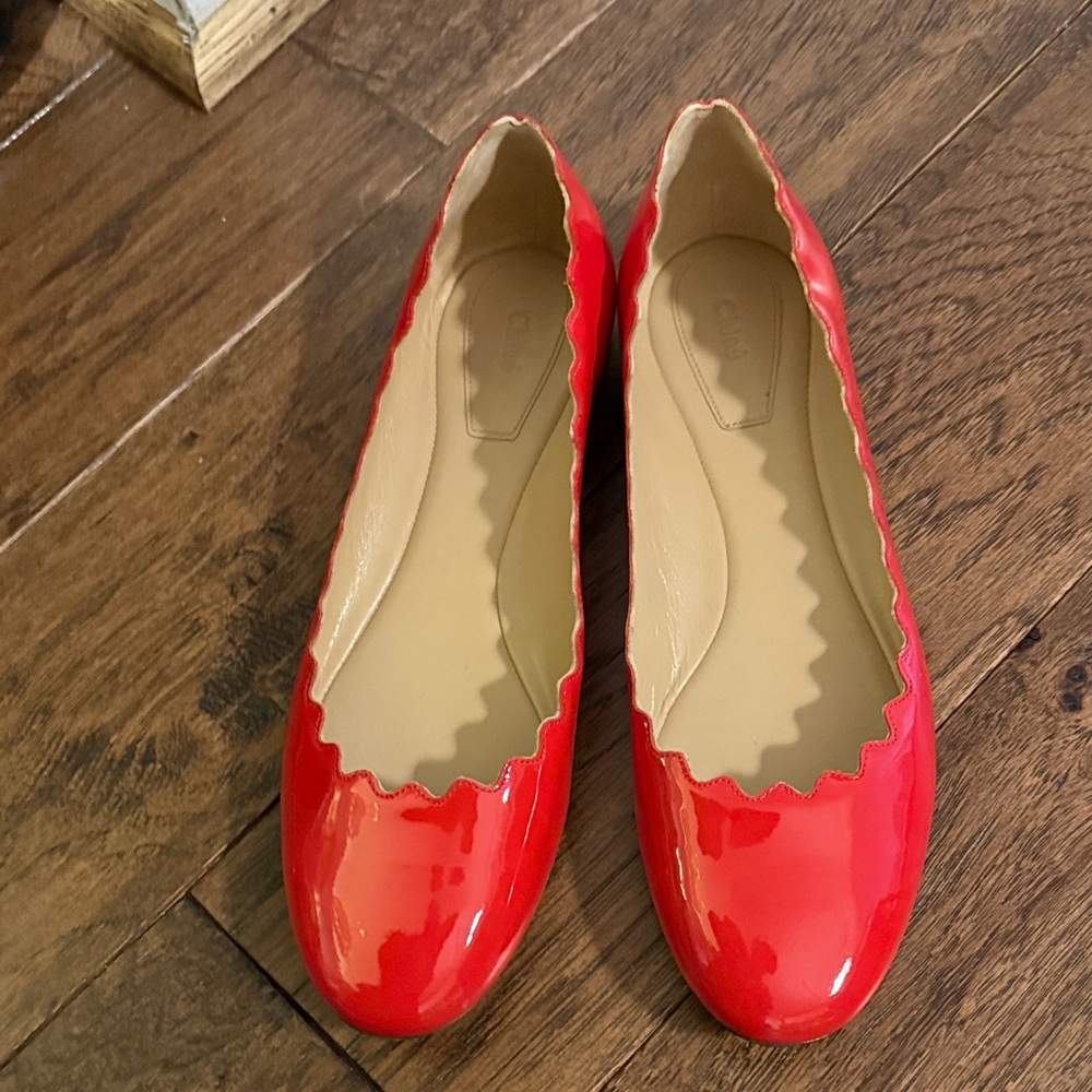 Chloe Lauren Patent Leather Red Scalloped Flats - Picture 2 of 7